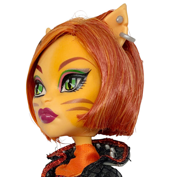 Monster High 1st Wave Original Toralei Stripes Doll With Outfit, Pet & Stand