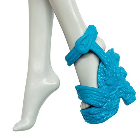 Ever After High Mirror Beach Madeline Hatter Doll Replacement Left Blue Shoe