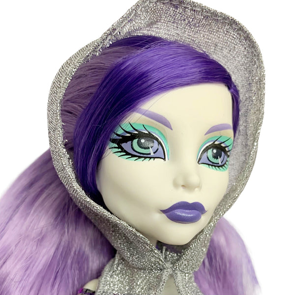 Monster High Spectra Vondergeist Doll With Maul Session Fashion Pack Outfit Set