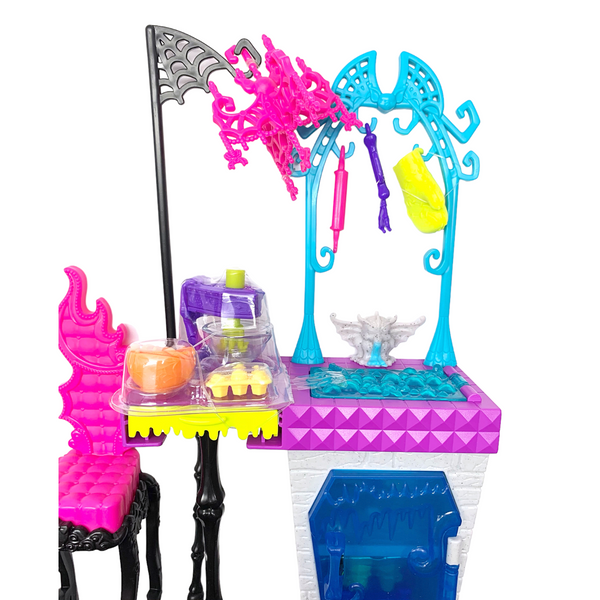 Monster High Draculaura Kitchen Furniture Doll Size Family Vampire Kitchen Playset