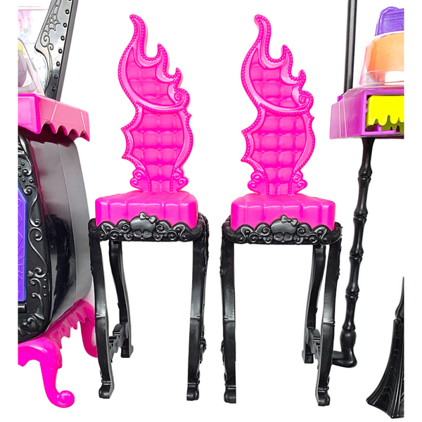 Monster High Draculaura Kitchen Furniture Doll Size Family Vampire Kitchen Playset