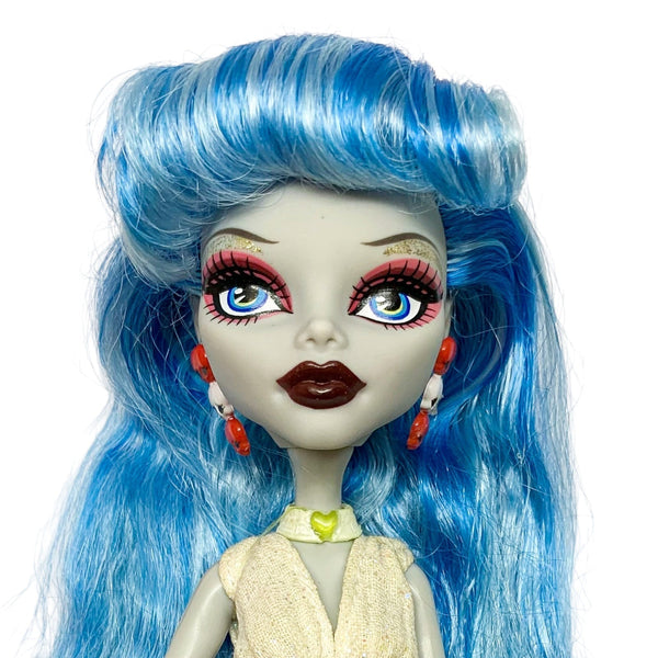 Monster High Ghoulia Yelps Dawn Of The Dance Doll With Dress Outfit