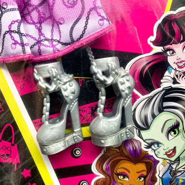 Monster High® Spectra Vondergeist® Complete Look Fashion Pack Doll Dress Outfit (DVF11)