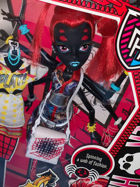 Monster High® I Heart (Love) Fashion™ Wydowna Spider® Doll (CBX44)