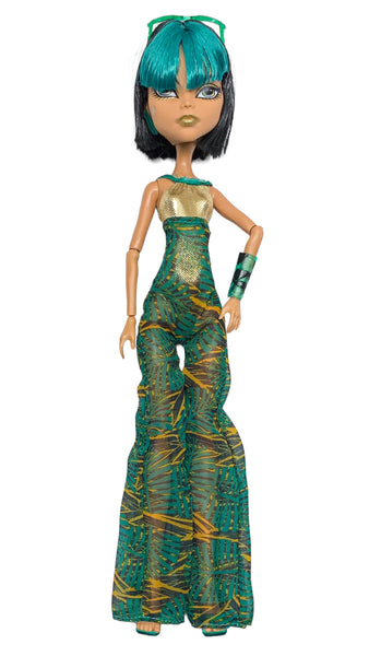 Monster High Skull Shores Cleo De Nile Doll With Complete Outfit