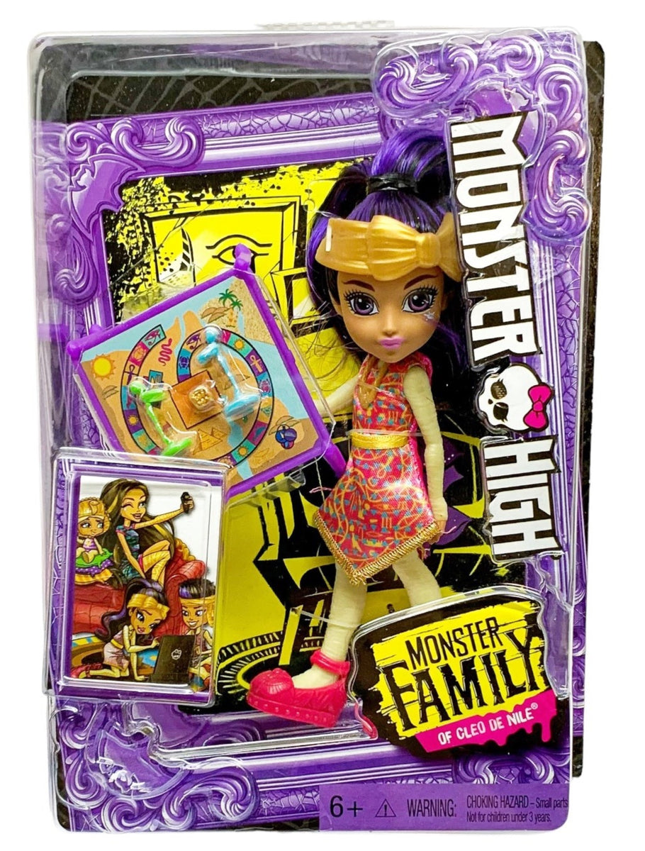 MONSTER HIGH family dolls CREEPATERIA CLEO DE NILE, PHARRAH DE NILE sold sister doll,