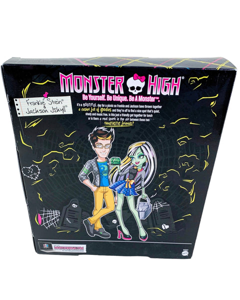 Monster High Picnic Casket For 2 Frankie Stein® & Jackson Jekyll® Dolls (BHM97)