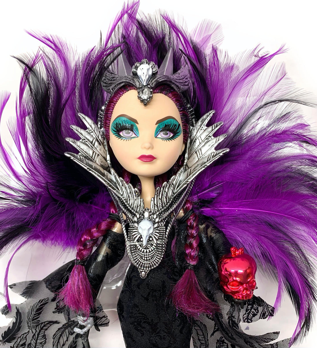 Ever After High® ToysRUs Exclusive Spellbinding Raven Queen™ Doll (D –  The Serendipity Doll Boutique