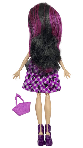 Ever After High Enchanted Picnic Raven Queen Doll With Outfit & Purse