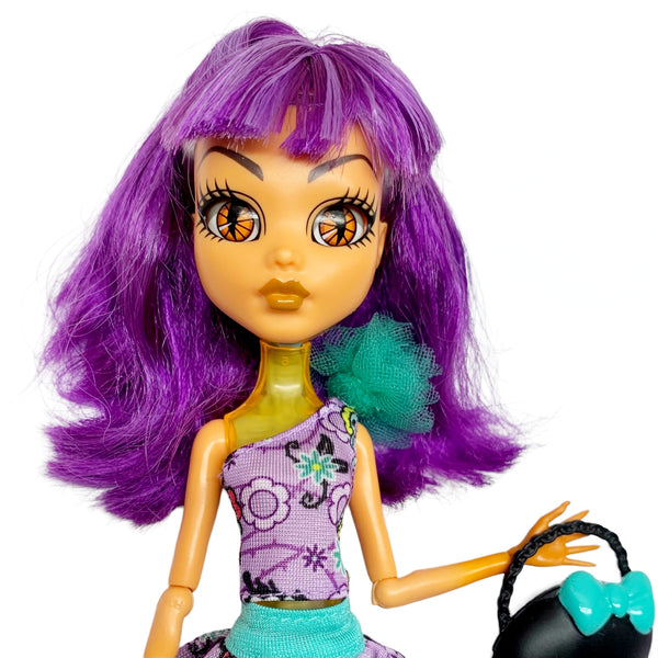 Monster High Inner Monster Shockingly Shy Scared Silly Doll Set