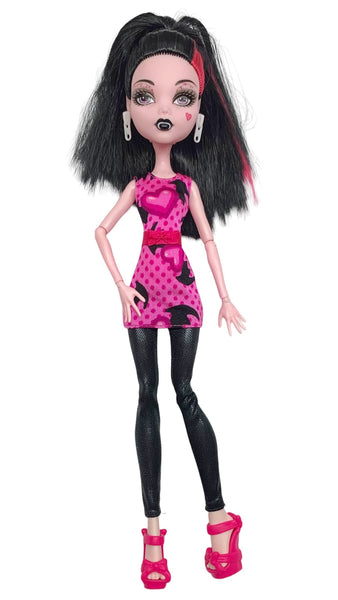 Monster High Draculocker Draculaura Doll With Outfit & Accessories