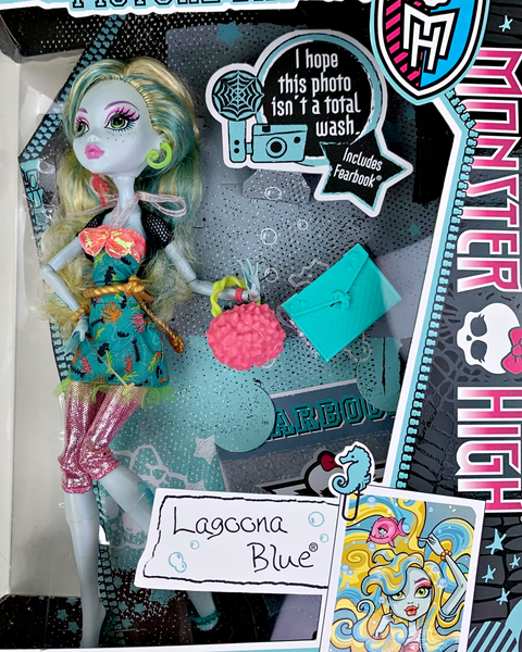 Monster High® Picture Day Lagoona Blue® Doll (Y7698)