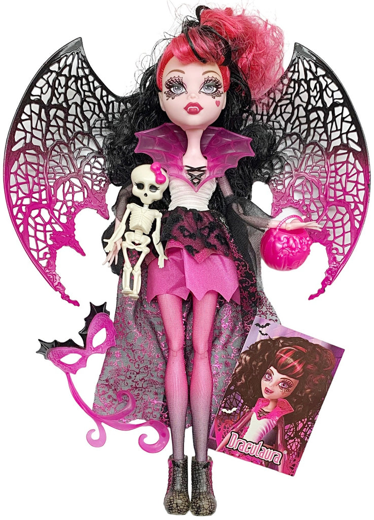 Draculaura doll cheap with wings