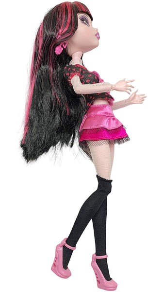 Monster High Kohl's Exclusive Killer Style Fashion Draculaura Doll With Outfit & Keychain