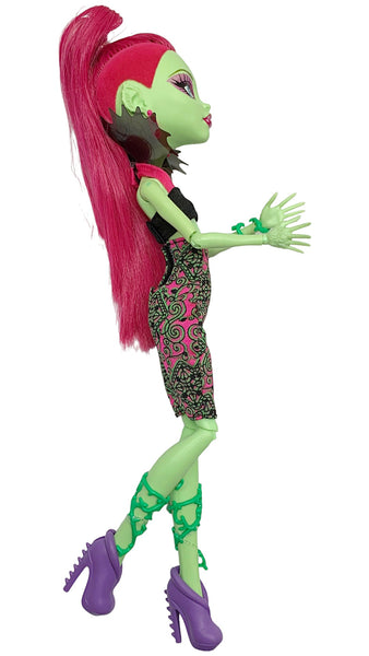 Monster High Venus McFlytrap Fierce Rockers Doll With Outfit