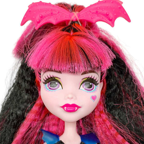 Monster High Electrified Ghouls Draculaura Doll With Dress Outfit