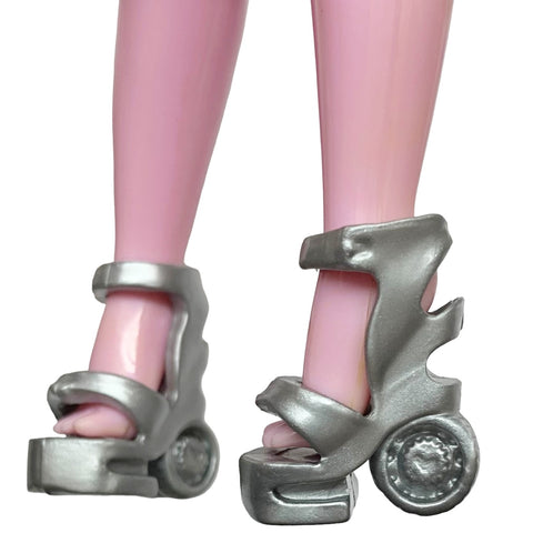 Novi Stars Mae Tallick Oribit Beach Alien Doll Replacement Shoes Silver Skates