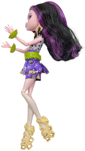 Monster High Ghouls Getaway Elissabat Doll With Outfit