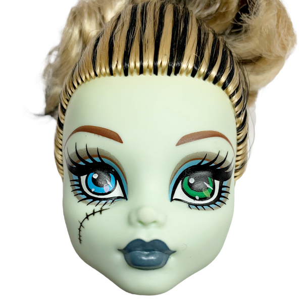 Monster High Scary Tales Threadarella Frankie Stein Doll Replacement Head Part
