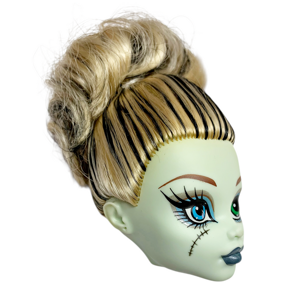 Monster High Scary Tales Threadarella Frankie Stein Doll Replacement Head Part