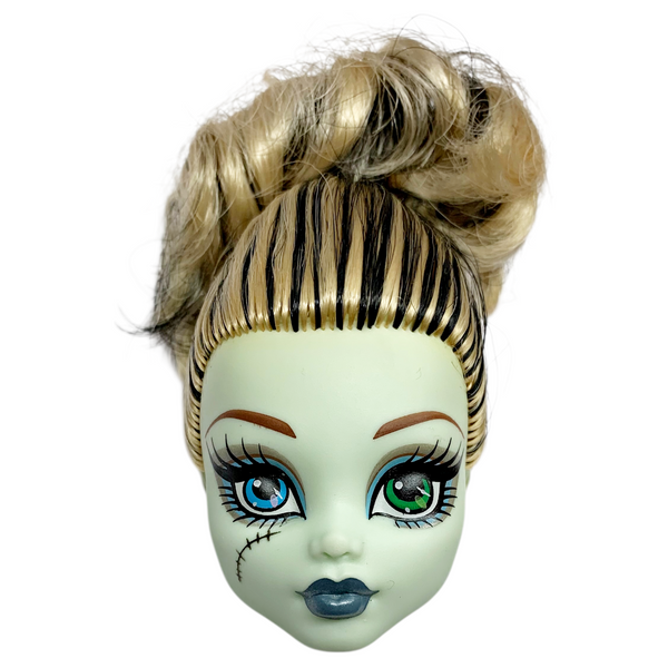 Monster High Scary Tales Threadarella Frankie Stein Doll Replacement Head Part