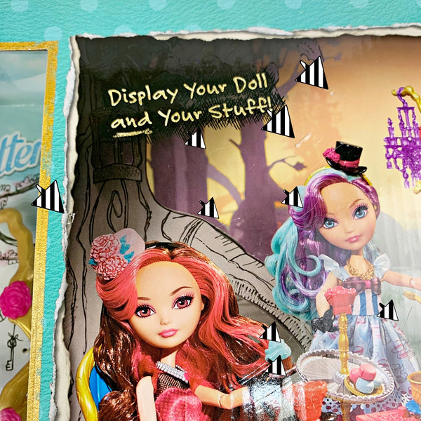 Ever After High Madeline Hatter Doll Hat-tastic Party Playset (BJH36)
