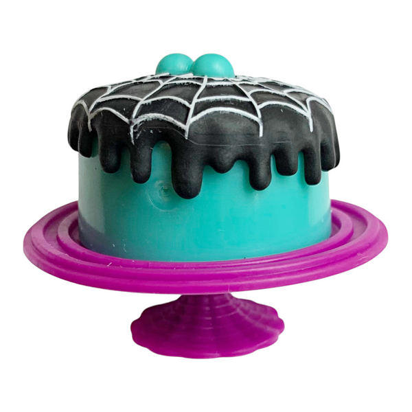 Monster High G3 Coffin Bean Spooky Cafe Playset Replacement Cake On Display