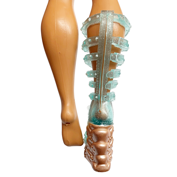 L.O.L. Surprise O.M.G. Queens Splash Beauty Doll Replacement Right Teal & Gold Shoe
