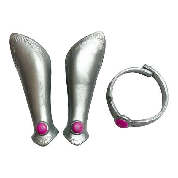 DC Super Hero Girls Intergalactic Sisters Blackfire Doll Replacement Silver Cuff Gauntlets & Belt