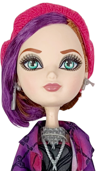 Ever After High Poppy O'Hair Through The Woods Doll With Outfit