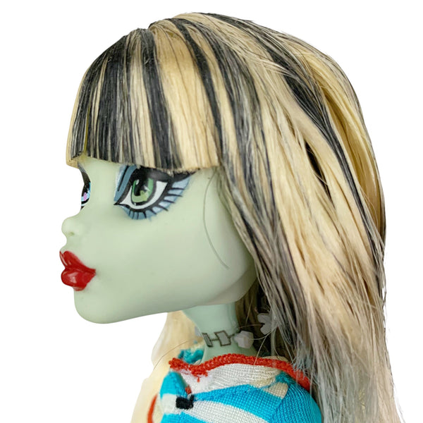 Monster High Frankie Stein Home Ick Doll With Outfit & Accessories