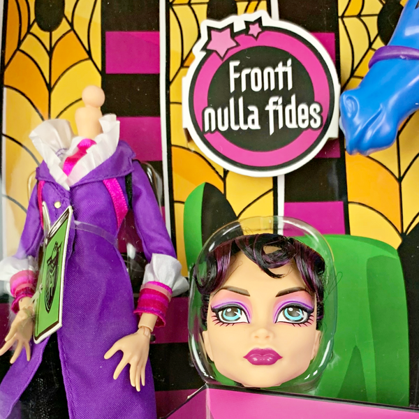Monster High Headmistress Bloodgood Doll & Nightmare Horse Set (BBK21)