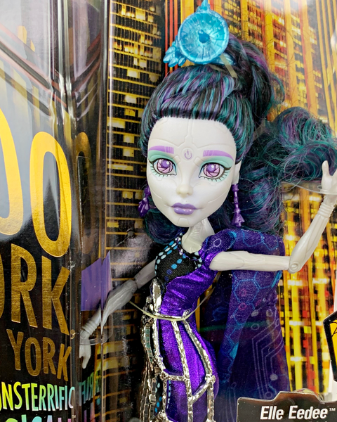 Monster High Elle Eedee Boo York Gala Ghoulfriends Doll (CHW63)