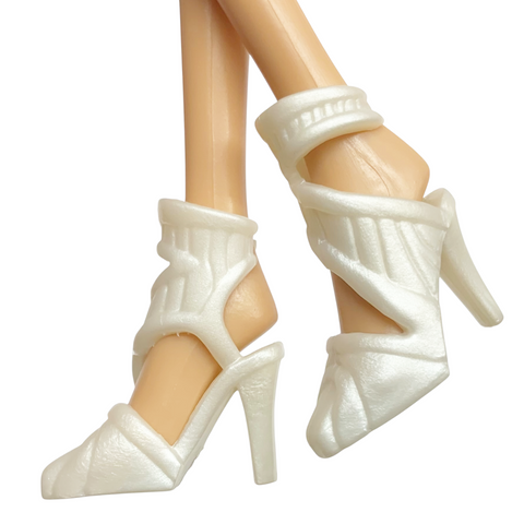 Winx Club Fairy Magic Fashion Pack Outfit Replacement Pearl White Shoes