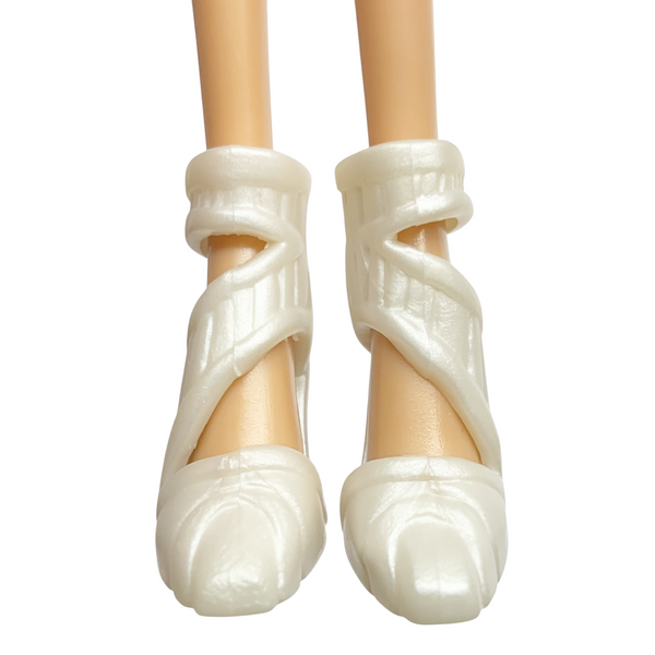 Winx Club Fairy Magic Fashion Pack Outfit Replacement Pearl White Shoes