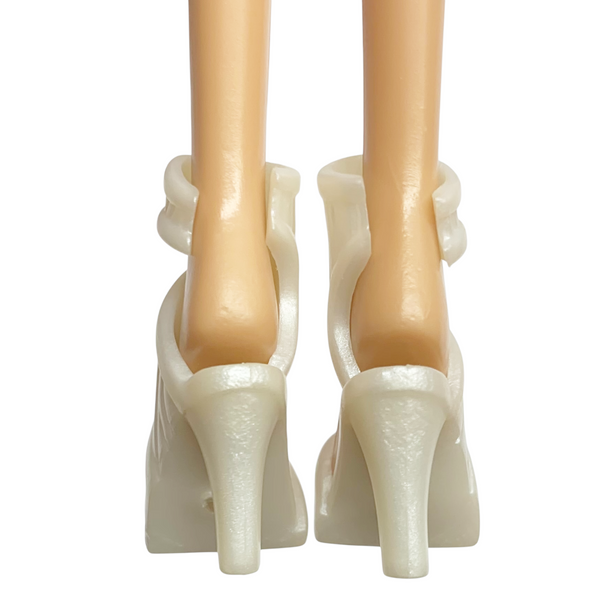 Winx Club Fairy Magic Fashion Pack Outfit Replacement Pearl White Shoes