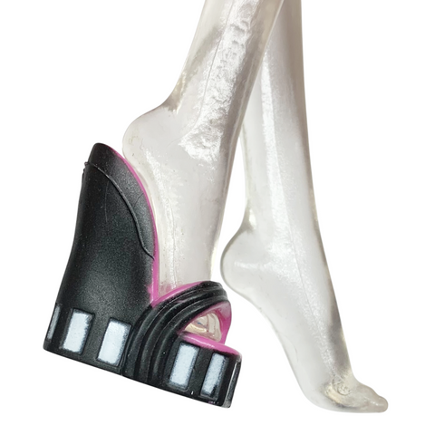 Monster High Lagoona Blue Boo-riginal Creeproduction Doll Replacement Right Black Shoe