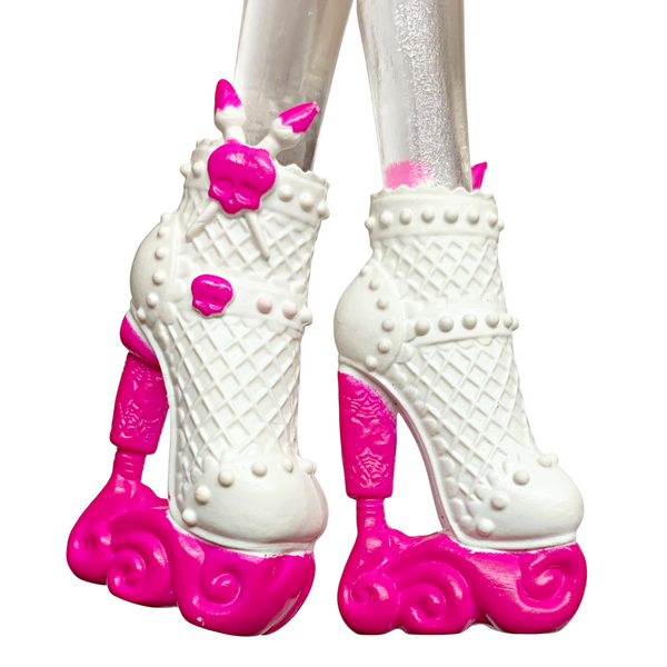 Monster High Draculaura Art Class Doll Replacement Pink & White Shoes