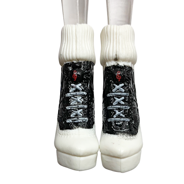 Monster High Operetta 1st Wave Original Doll Replacement Black & White Shoes