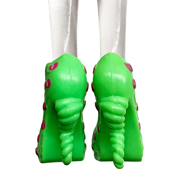 Monster High Venus McFlytrap Ghouls Night Out Doll Outfit Replacement Green & Pink Shoes