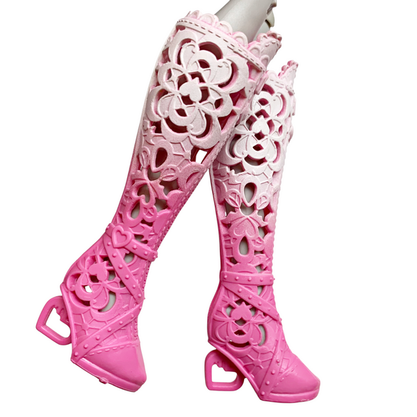 Monster High Draculaura Skulltimate Secrets Fearidescent Doll Replacement Shoes Pink Boots