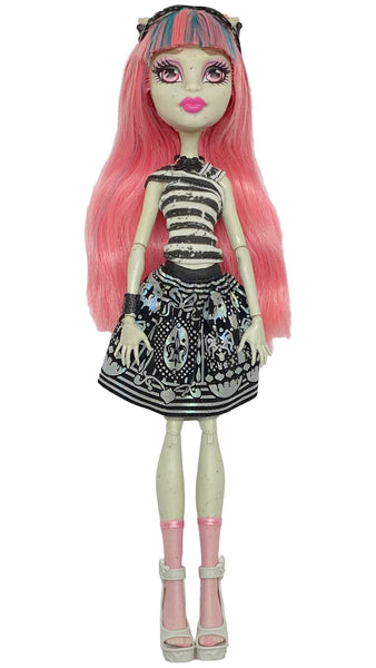 Monster High sold First Wave Rochelle Goyle. NIB