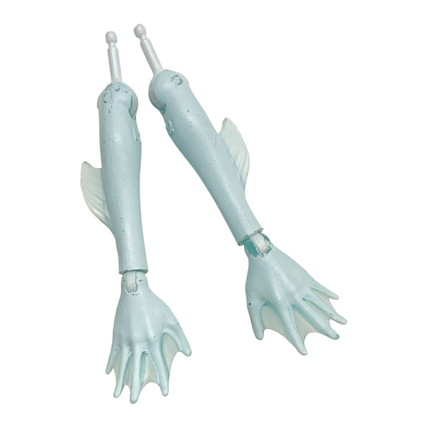 Monster High G1 Lagoona Blue Doll Replacement Pair Of Arms (Hand & Forearm Parts)