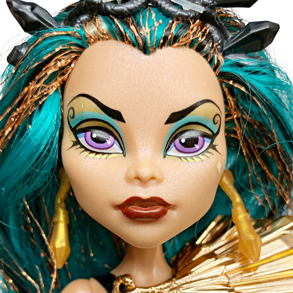 Monster High Nefera De Nile Boo York Doll With Outfit