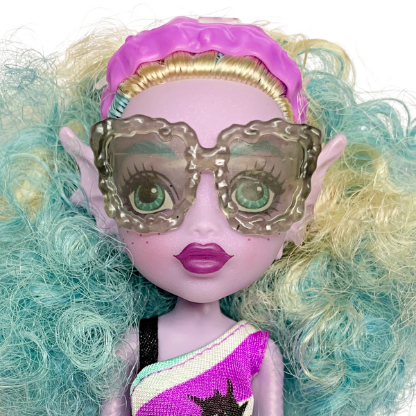 Monster High Lagoona Blue Family Kelpie Doll With Outfit