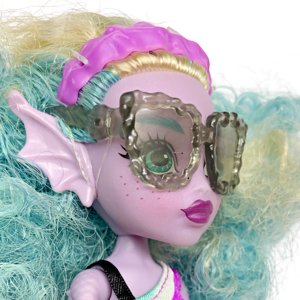 Monster High Lagoona Blue Family Kelpie Doll With Outfit