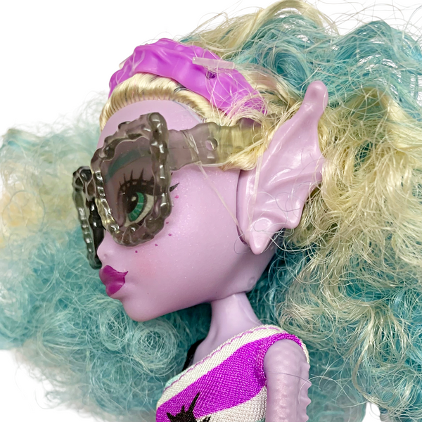 Monster High Lagoona Blue Family Kelpie Doll With Outfit