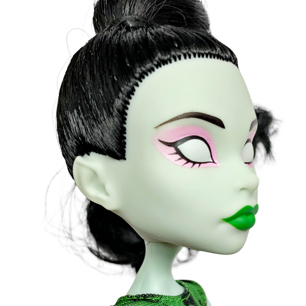 Monster High Scarah Screams Student Disembody Council Doll With Outfit