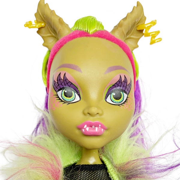 Monster High ClawVenus Freaky Fusion Clawdeen Venus Hybrid Doll With Outfit