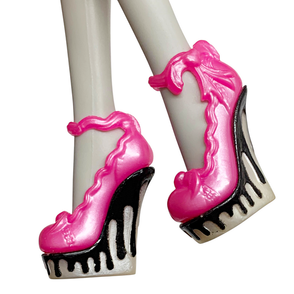 Monster High Draculaura Sweet 1600 Doll Walmart Variant Replacement Pink Shoes